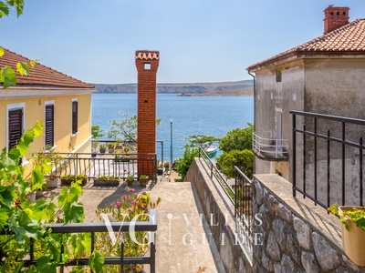 Holiday home  Villa Blue coast Garden and property exterior