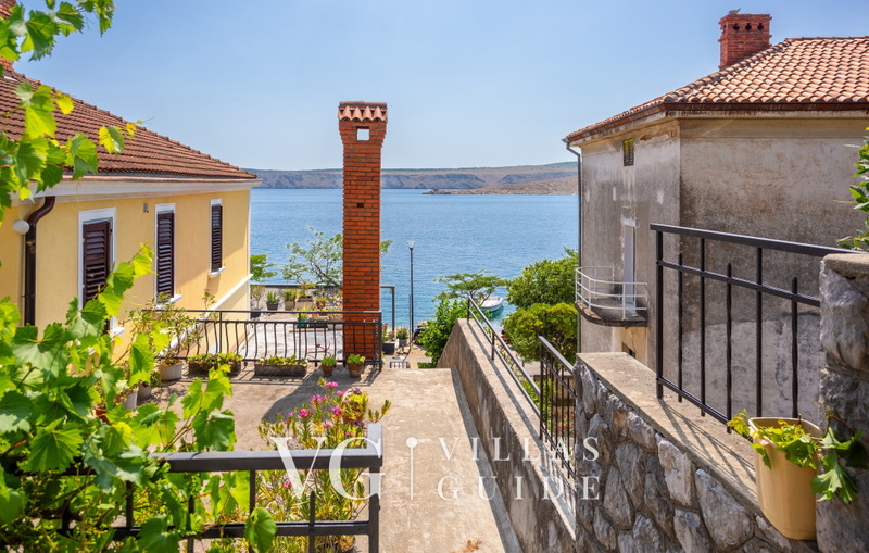 Holiday home  Villa Blue coast Garden and property exterior