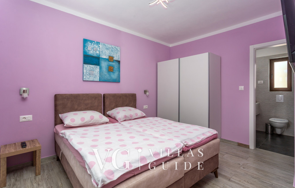 Holiday home Villa Vrbnik Bedroom