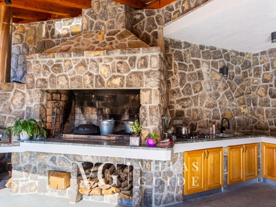 Villa Mihaela Additional content