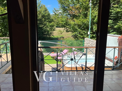 Holiday Home Villa Rosemary-whirpool&pet friendly Living room