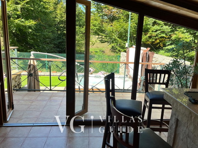 Holiday Home Villa Rosemary-whirpool&pet friendly Living room