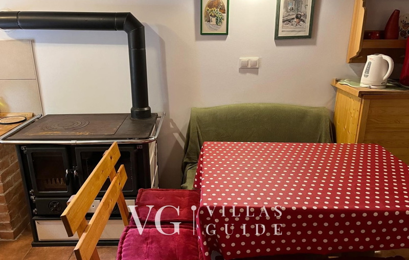 Holiday Home Villa Rosemary-whirpool&pet friendly Kitchen