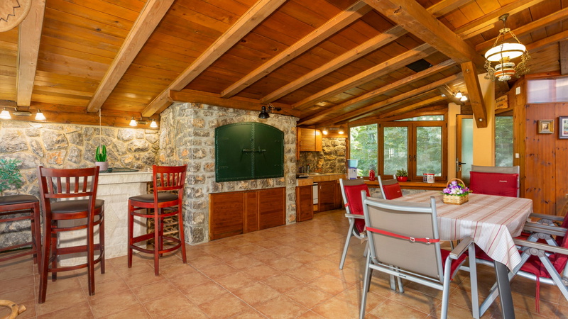 Holiday Home Villa Rosemary-whirpool&pet friendly