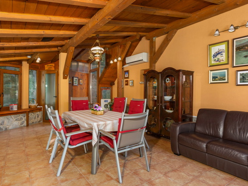 Holiday Home Villa Rosemary-whirpool&pet friendly