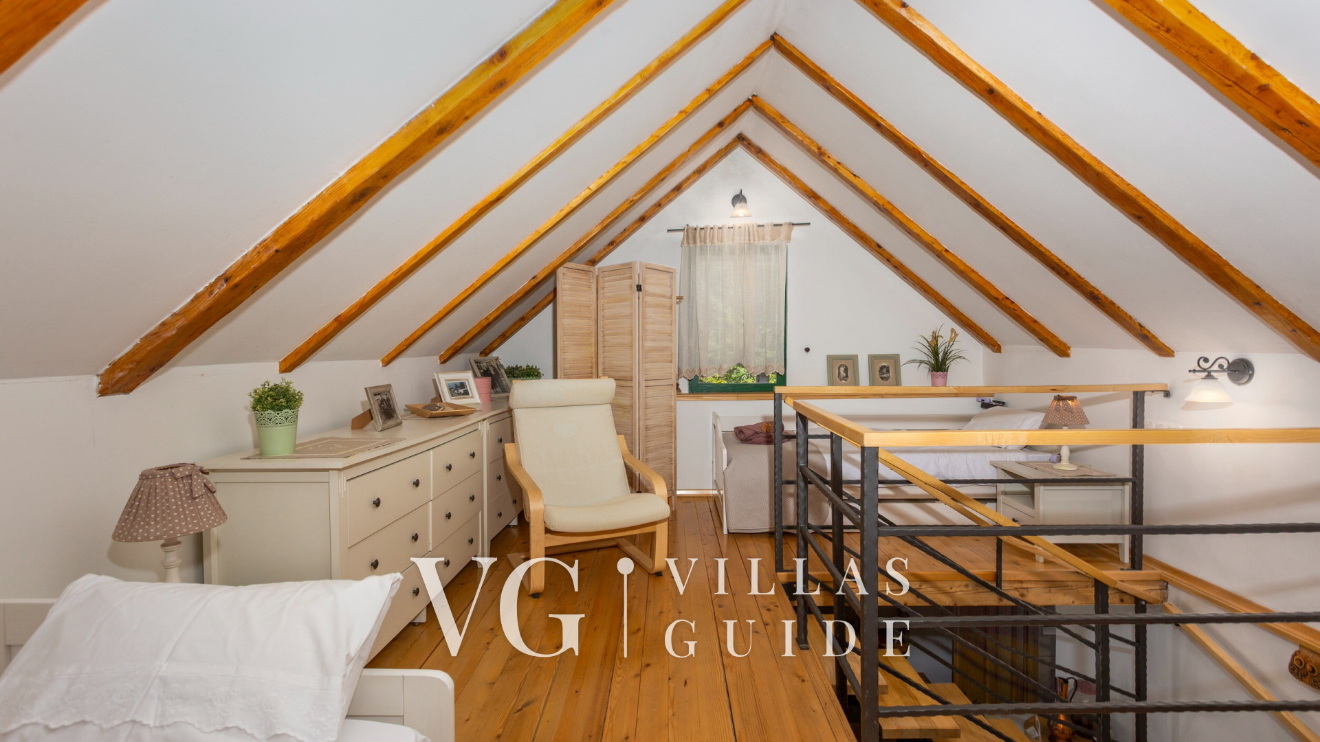 Holiday Home Villa Rosemary-whirpool&pet friendly Bedroom