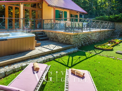 Holiday Home Villa Rosemary-whirpool&pet friendly Garden and property exterior