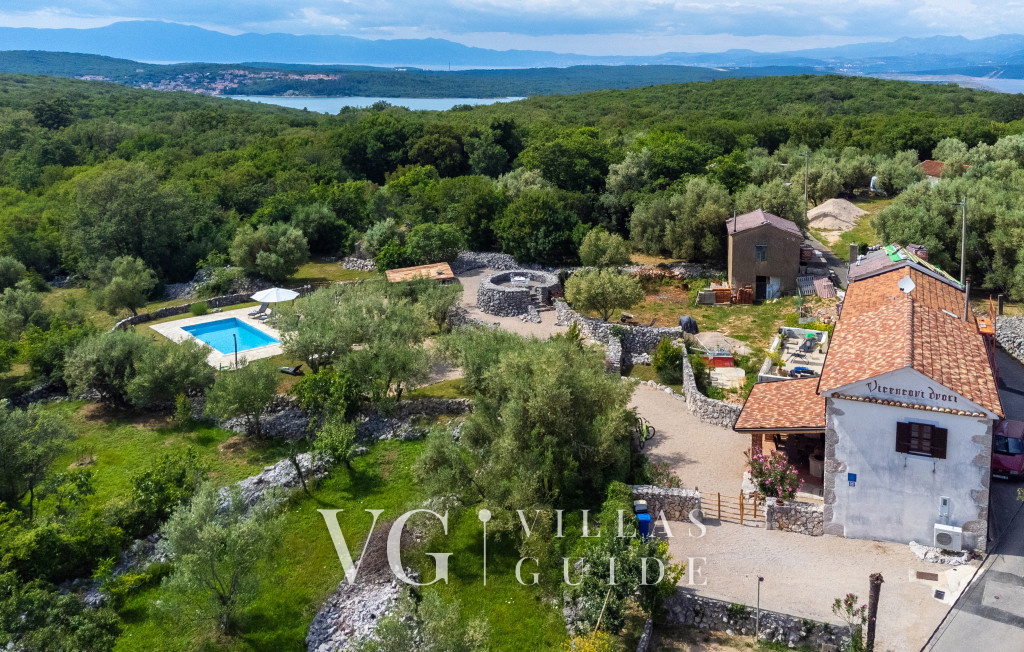 Villa Verde Oliva Residence with pool Garden and property exterior