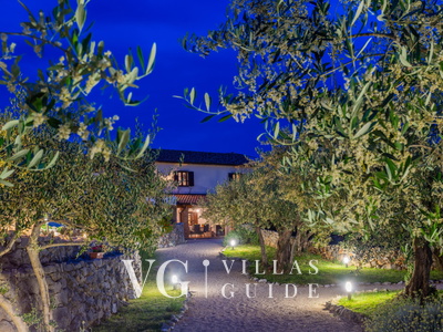 Villa Verde Oliva Residence with pool