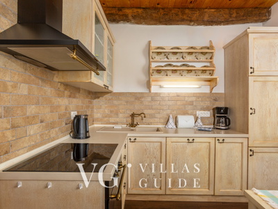 Villa Verde Oliva Residence with pool Kitchen