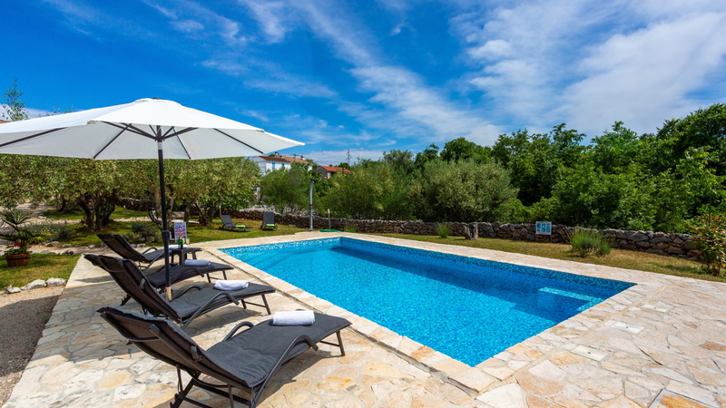 Villa Verde Oliva Residence with pool