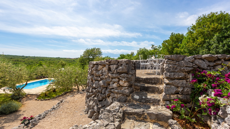 Villa Verde Oliva Residence with pool