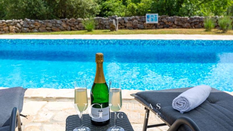 Villa Verde Oliva Residence with pool Piscina