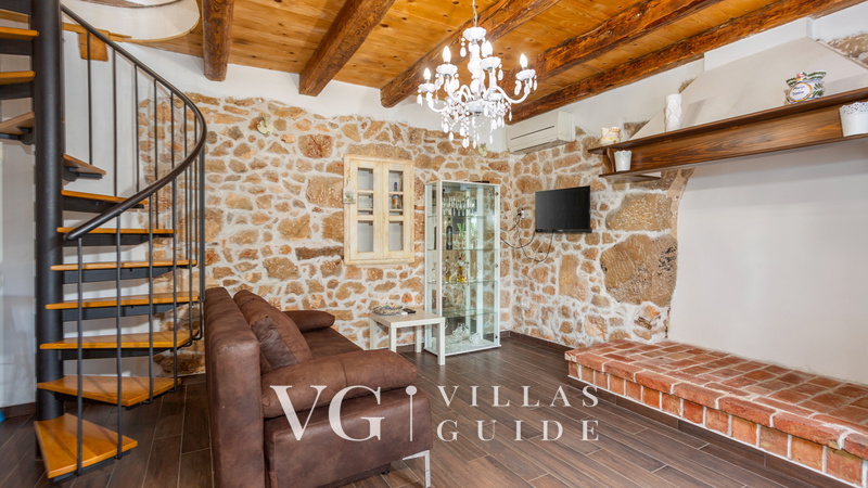 Villa Verde Oliva Residence with pool Soggiorno