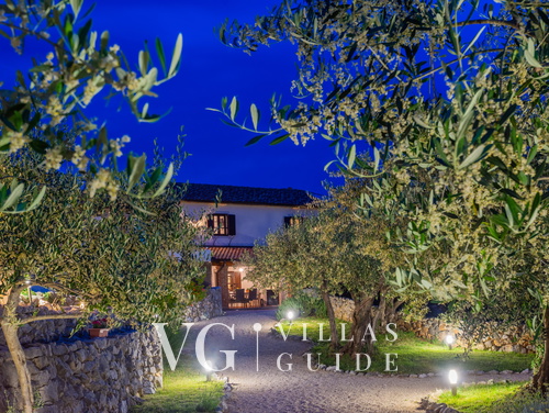 Villa Verde Oliva Residence with pool