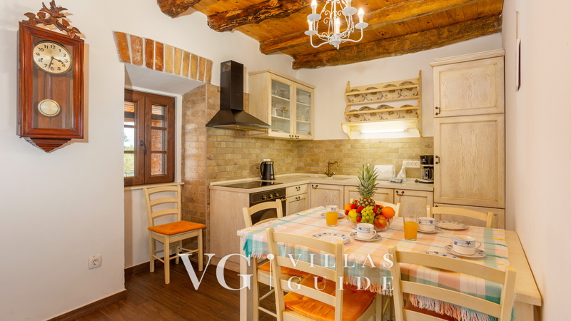 Villa Verde Oliva Residence with pool