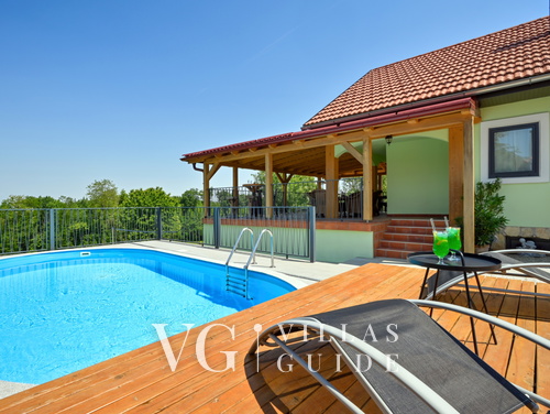 Villa Magic