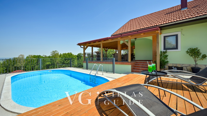 Villa Magic