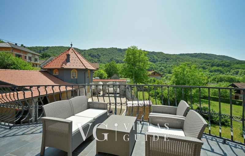 Villa Requiem Zusatzinhalte