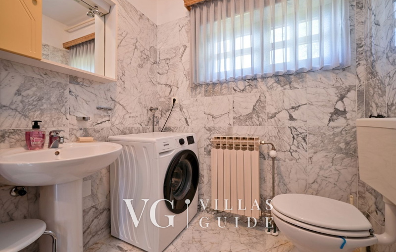 Villa Requiem Badezimmer