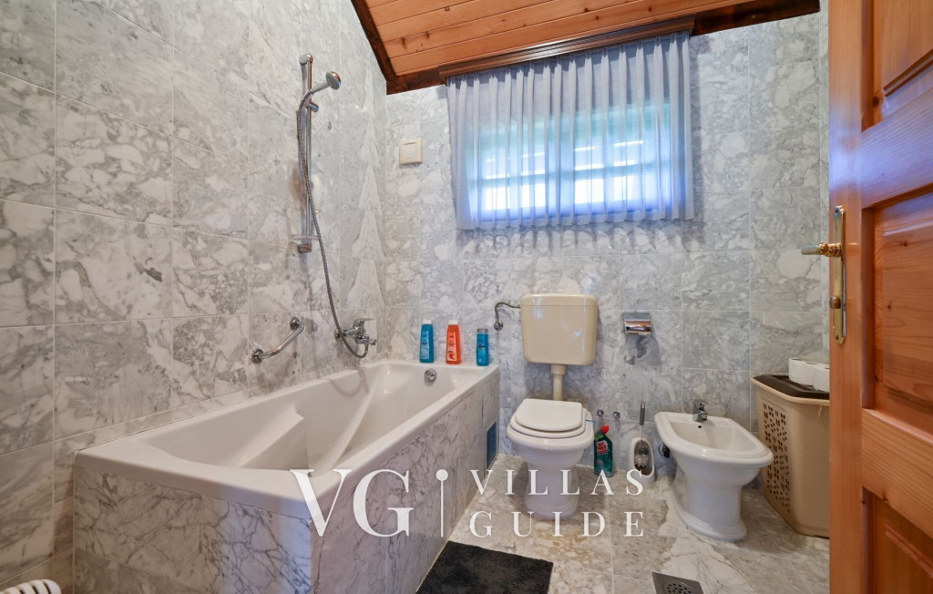 Villa Requiem Badezimmer