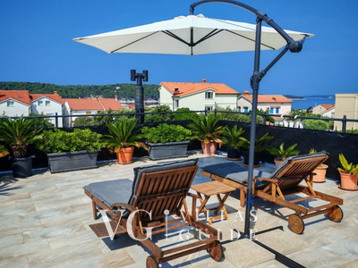 Holiday Home Capella -pet friendly&80m from the sea- Island of Rab
