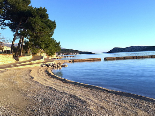 Holiday Home Capella -pet friendly&80m from the sea- Island of Rab