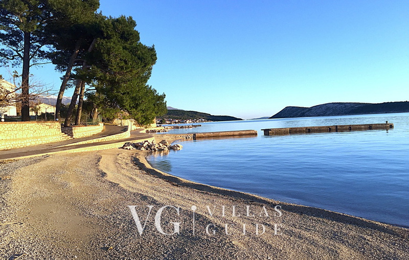 Holiday Home Capella -pet friendly&80m from the sea- Island of Rab