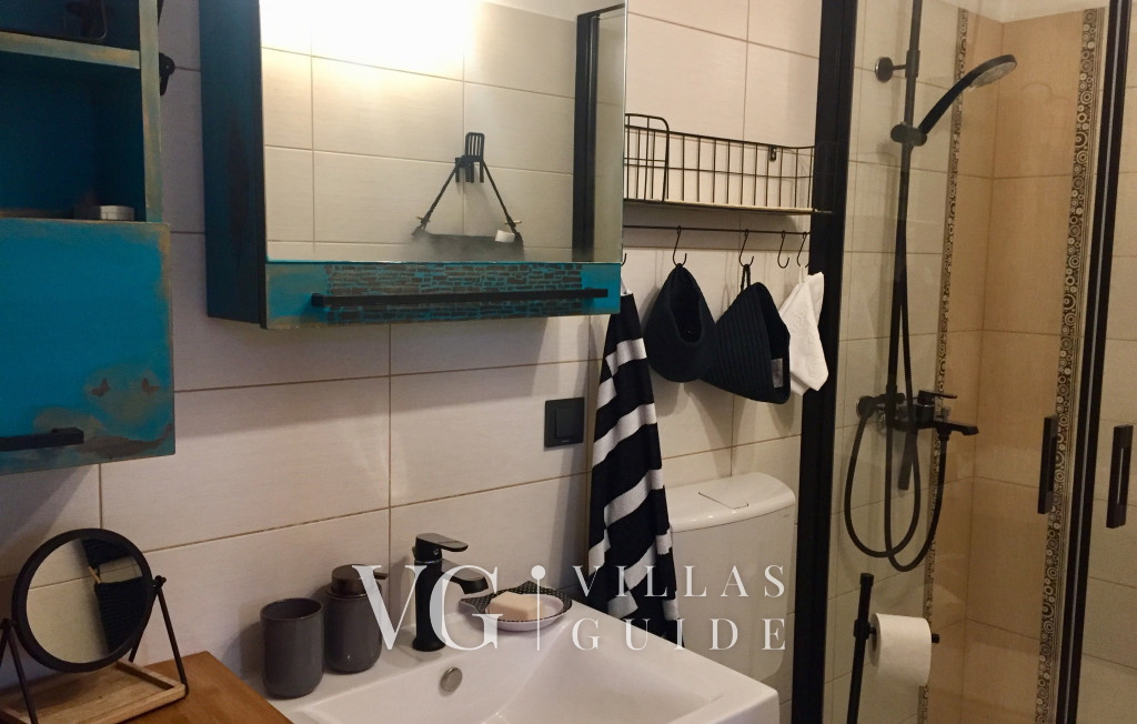 Holiday Home Capella -pet friendly&80m from the sea- Island of Rab Bagno