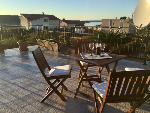 Holiday Home Capella -pet friendly&80m from the sea- Island of Rab