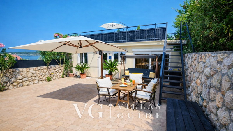 Holiday Home Capella -pet friendly&80m from the sea- Island of Rab