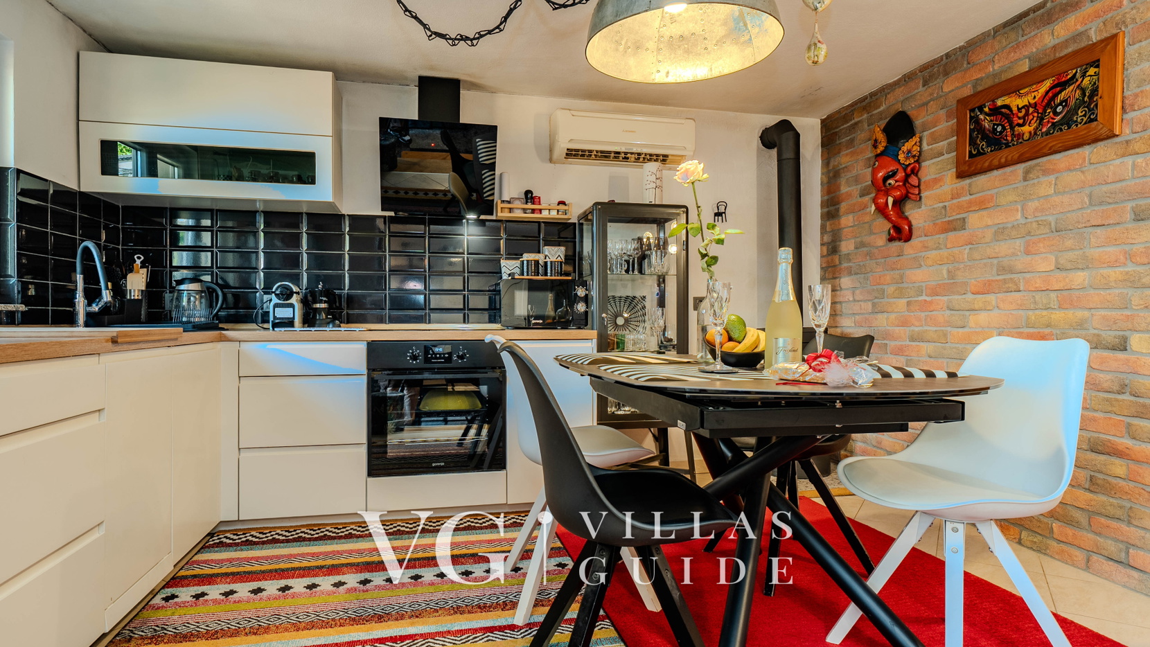 Holiday Home Capella -pet friendly&80m from the sea- Island of Rab Cucina