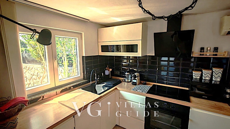 Holiday Home Capella -pet friendly&80m from the sea- Island of Rab Kitchen