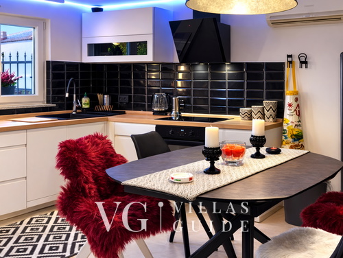 Holiday Home Capella -pet friendly&80m from the sea- Island of Rab