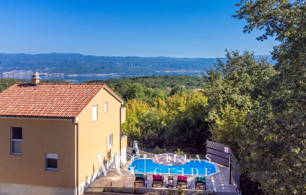 Villa Magriž with pool- Island Krk Garten und Außenbereich