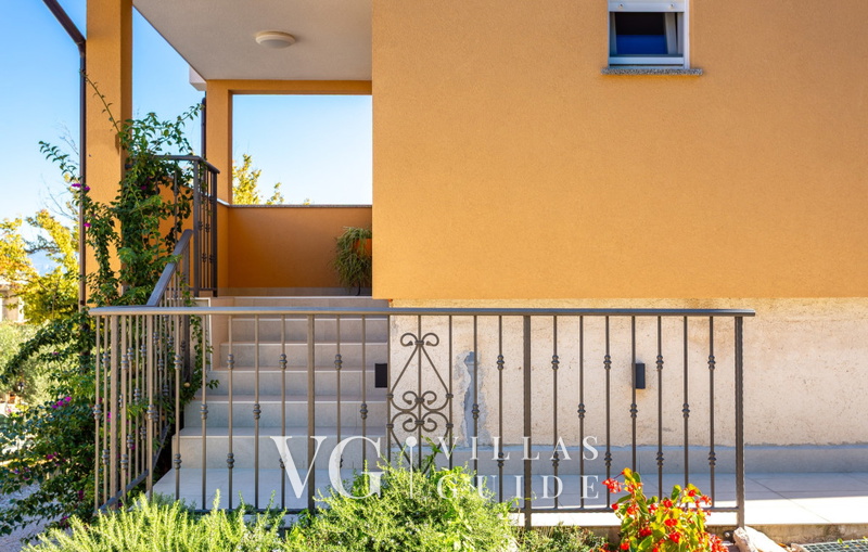 Villa Magriž with pool- Island Krk Garten und Außenbereich