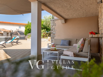 Villa RIA Additional content