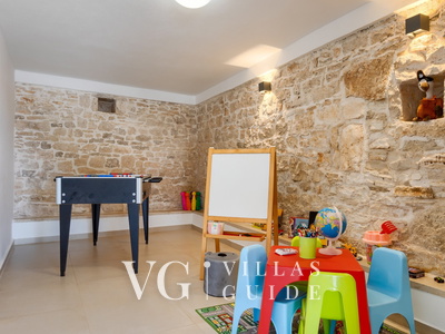 Villa RIA Additional content