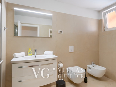 Villa RIA Bathroom