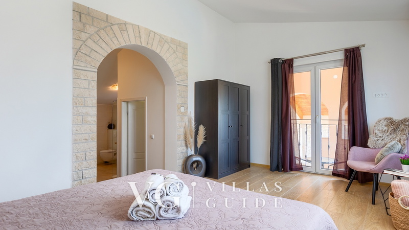 Villa RIA Camera da letto