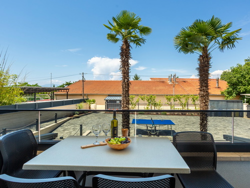 Apartment Estate 2 - Island Krk