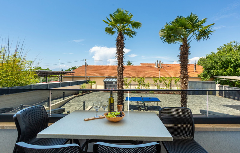 Apartment Estate 2 - Island Krk