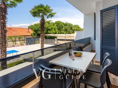 Apartment Estate 2 - Island Krk