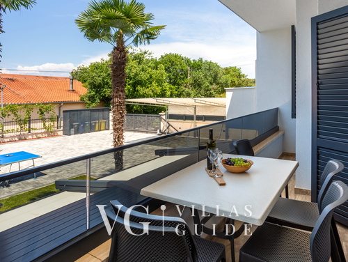 Apartment Estate 2 - Island Krk