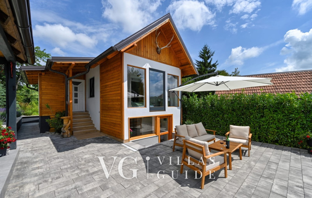 Villa Mila Garden and property exterior