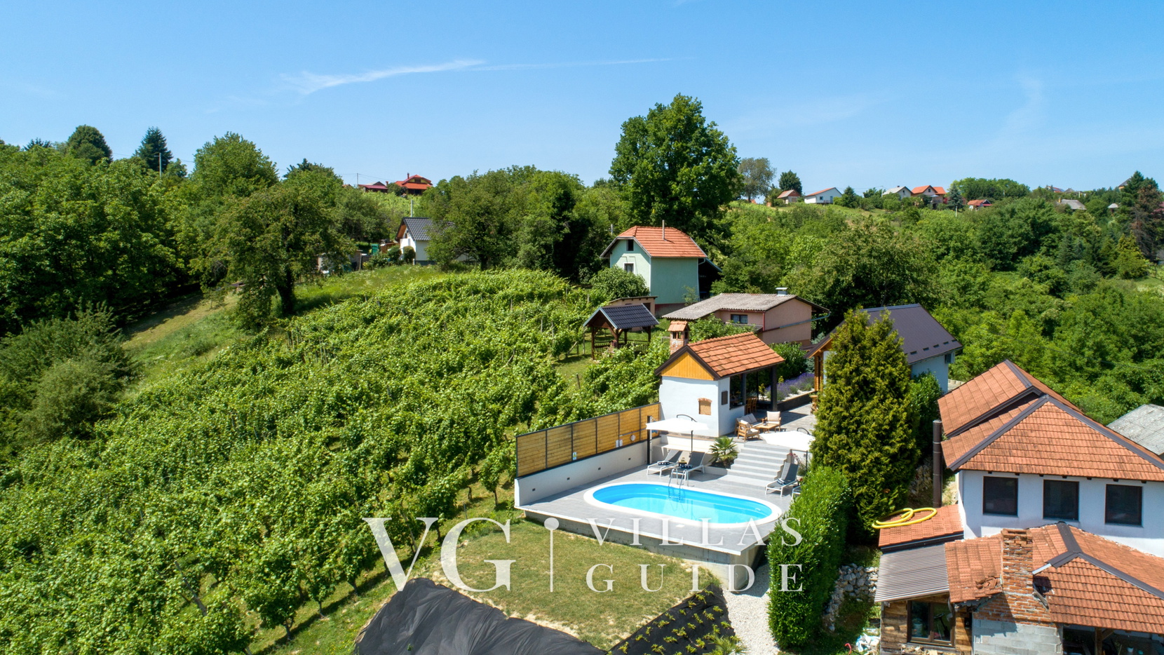 Villa Mila Garden and property exterior