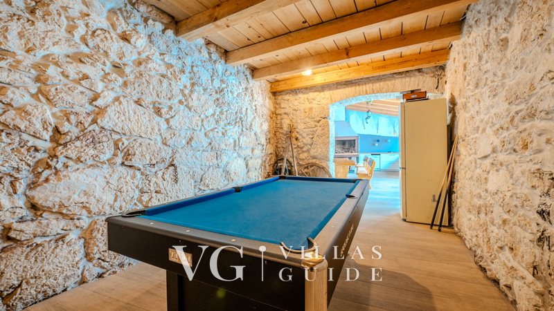 Villa Elefant Zusatzinhalte