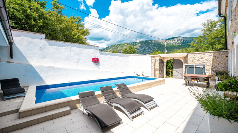Villa Elefant