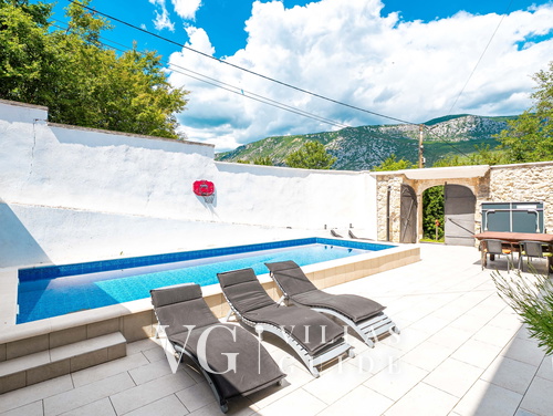 Villa Elefant
