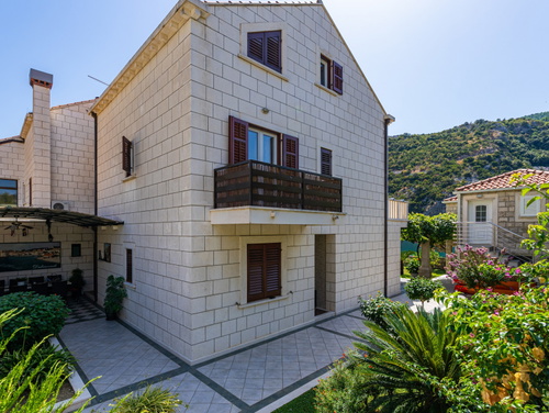 Villa Dadić